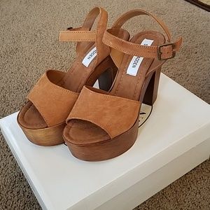 lulla chestnut suede